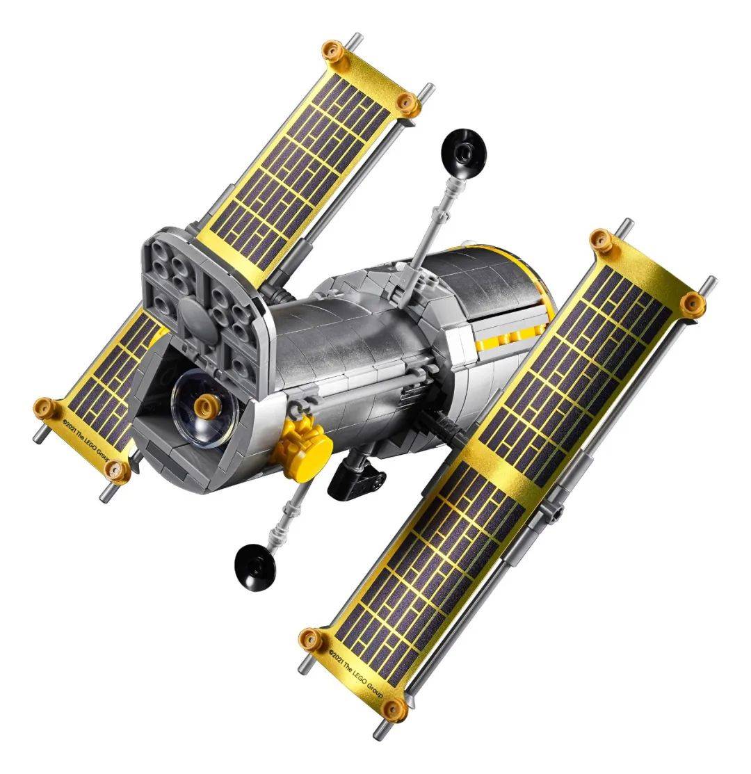 乐高10283美国宇航员发现号航天飞机携哈勃望远镜亮相！迄今为止最大细节最丰富的乐高航天飞机 -1