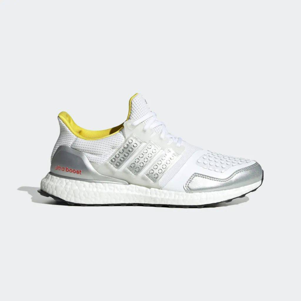 新款阿迪达斯乐高联名Ultraboost成人运动鞋亮相 -1 新款阿迪达斯乐高联名Ultraboost成人运动鞋亮相 -1