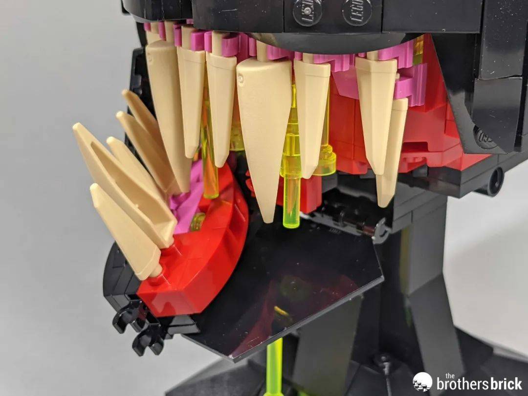 真香?乐高漫威76187毒液头雕开箱测评 -1 真香?乐高漫威76187毒液头雕开箱测评 -1
