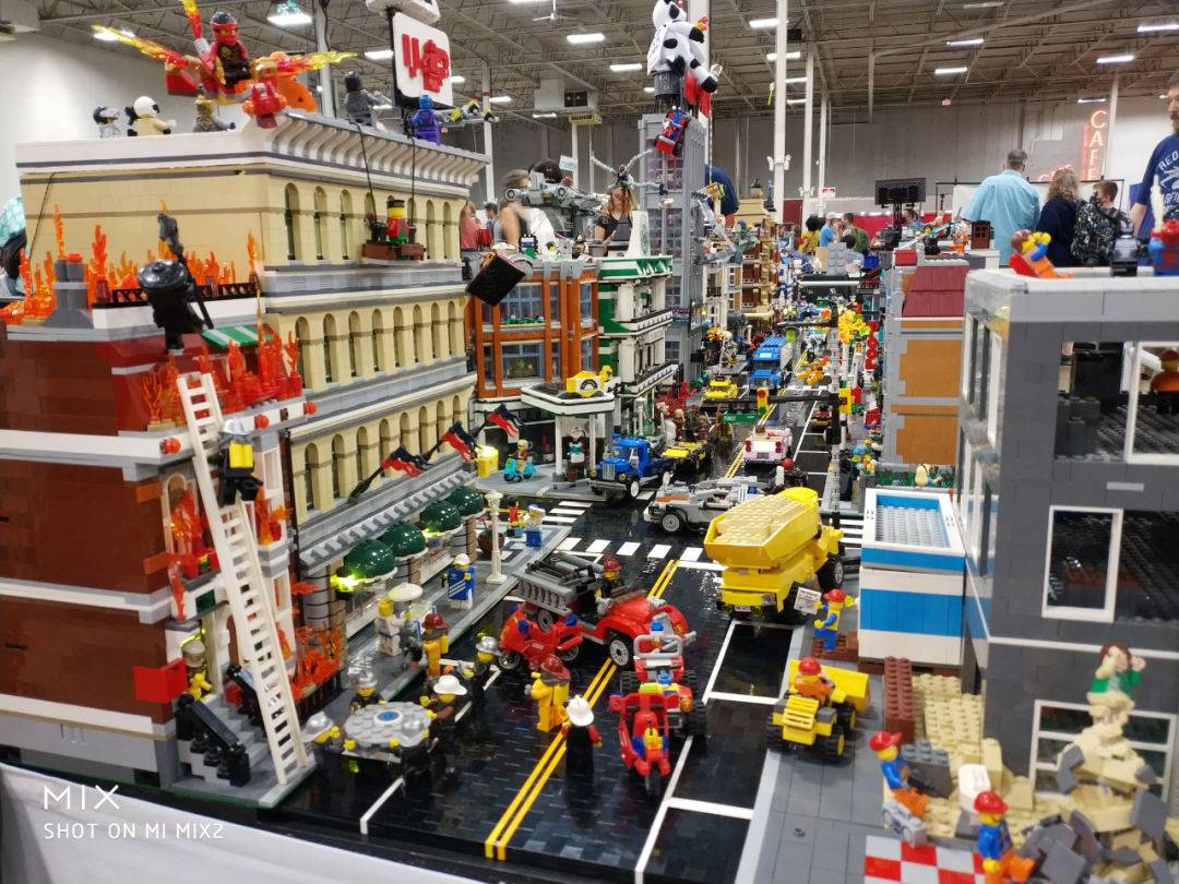 酷玩潮带你看美国最大乐高展会BrickFair2021 -1