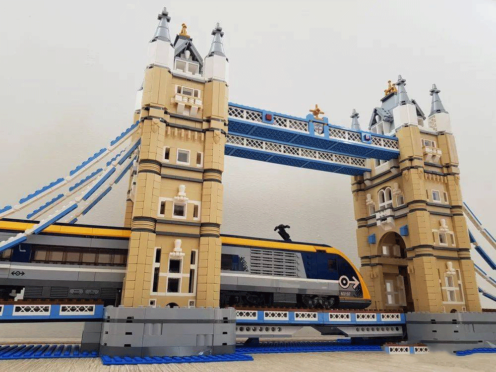 MOC-72842 伦敦塔桥火车版 -1
