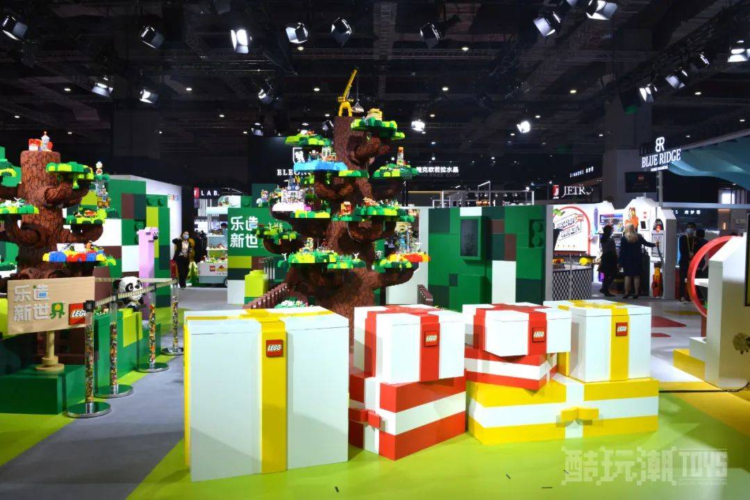 酷玩潮带你看乐高集团进博会新品套装和人气展台 -1