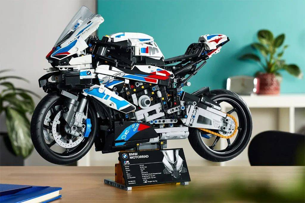最大的乐高摩托车！乐高发布机械组42130宝马摩托车 M 1000 RR -1