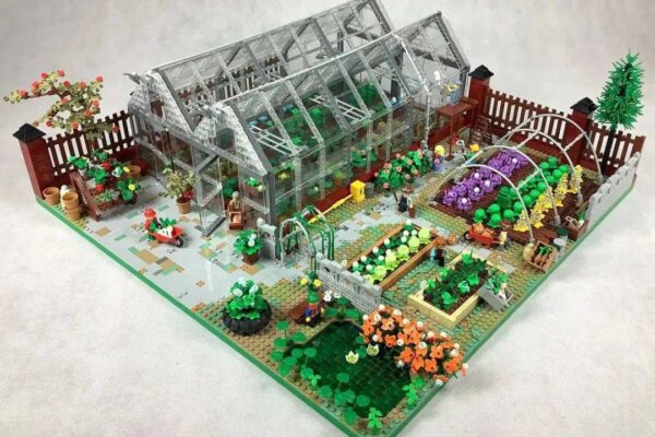 本轮的最后一件入选作品~乐高Ideas作品“花园和温室”获得10000票支持！