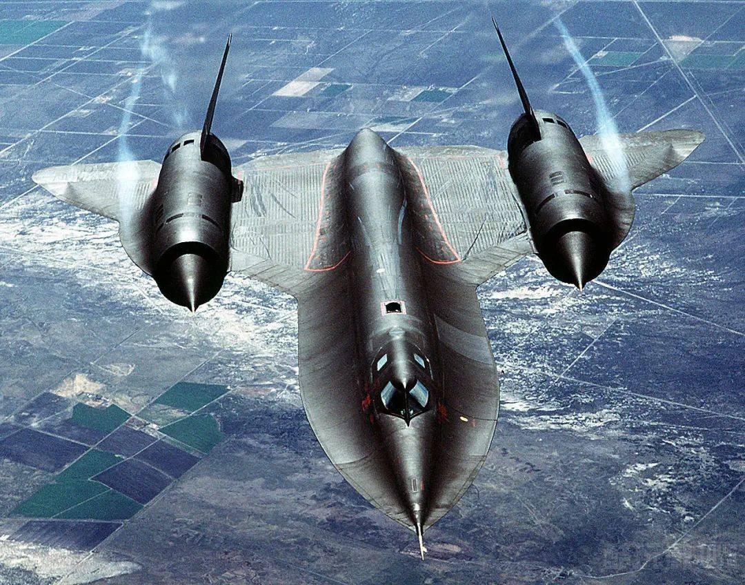 从未被击落的神话—乐高Ideas作品SR-71黑鸟式侦察机获得10000票支持 -1