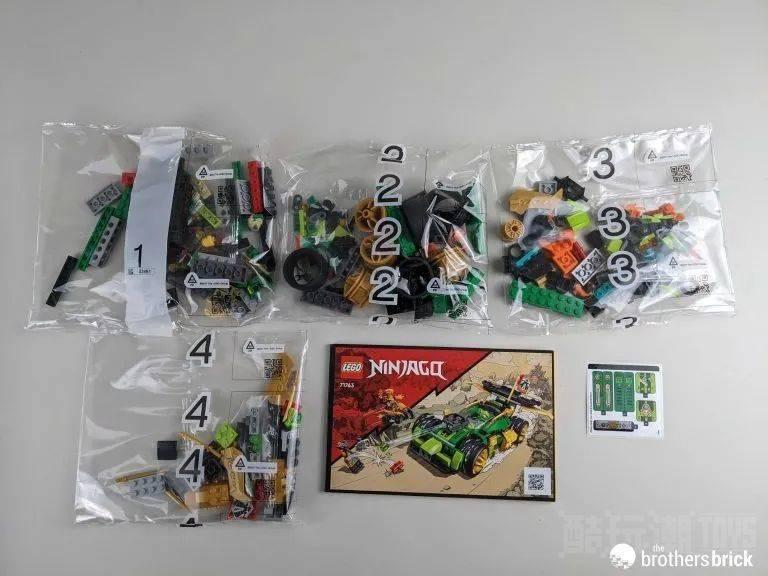 适合新粉丝的小套装！乐高幻影忍者71763劳埃德的闪电赛车EVO开箱测评 -1