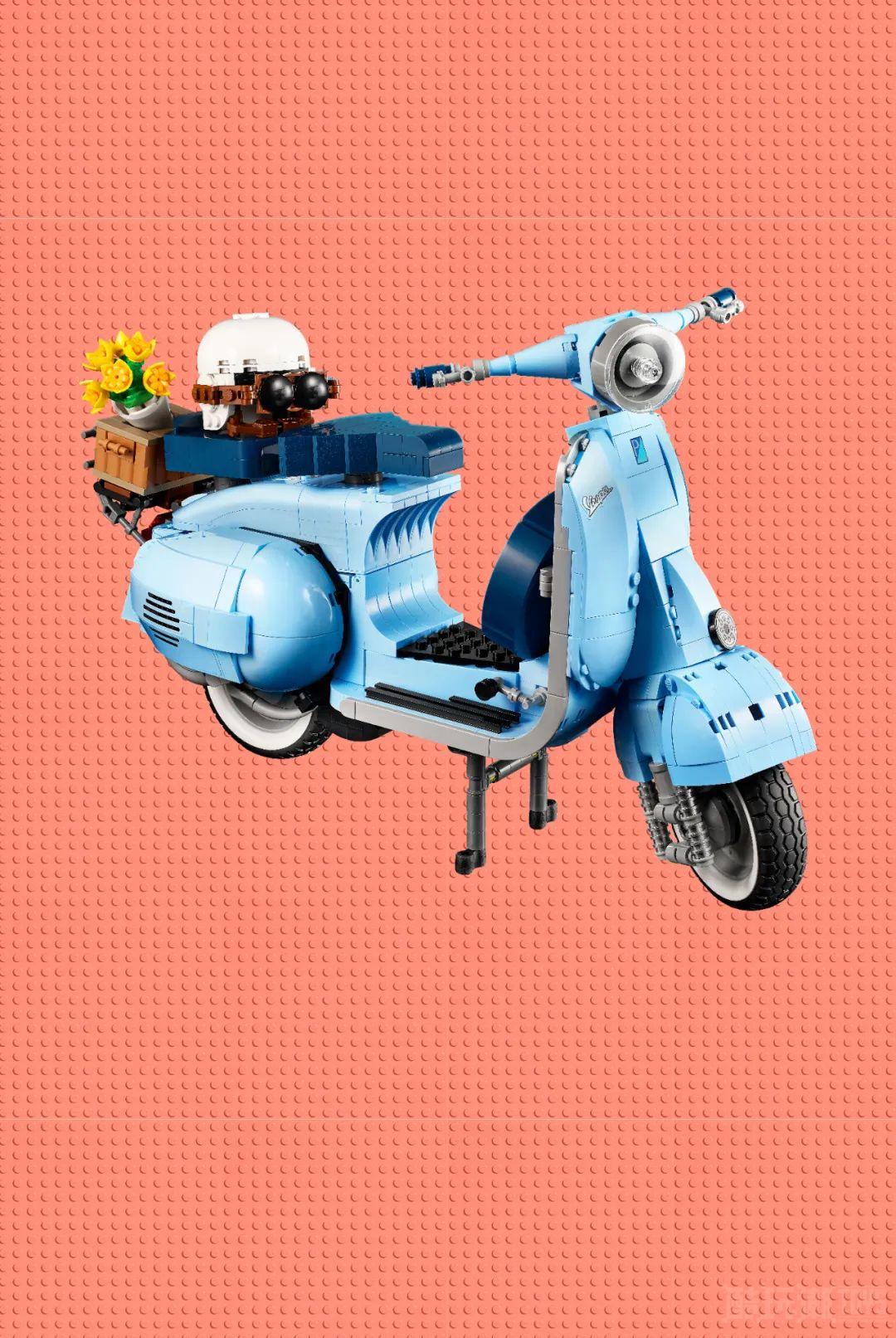 体验上世纪意大利风情！乐高正式发布10298 Vespa 125踏板摩托车 -1