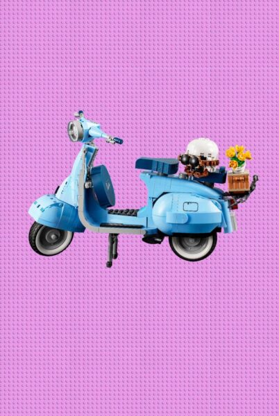 体验上世纪意大利风情！乐高正式发布10298 Vespa 125踏板摩托车
