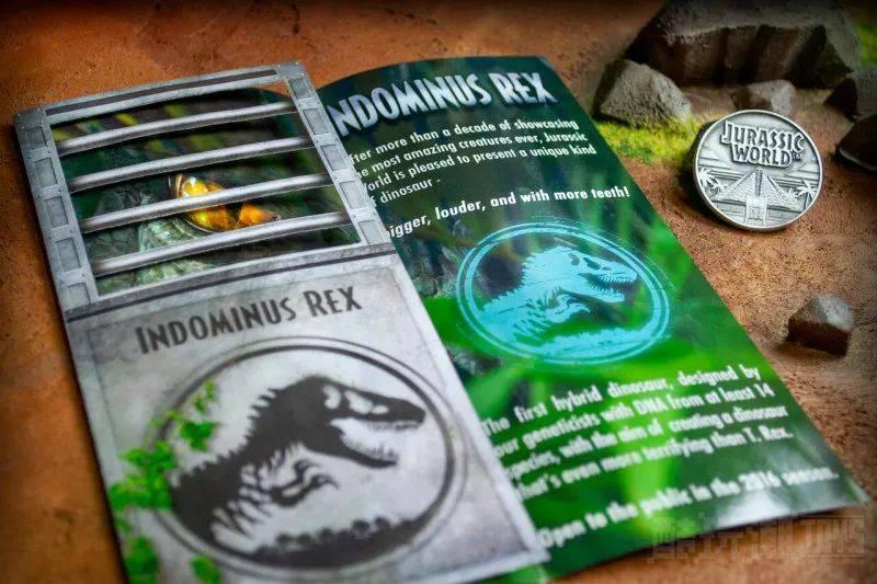 Doctor Collector《侏罗纪世界》帝王暴龙收藏套组-满满恐龙元素的周边大礼包 -1