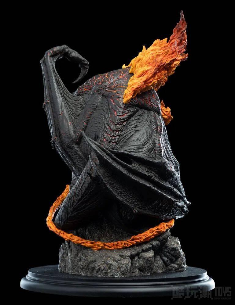 WETA《魔戒》经典系列“炎魔”（The Balrog）全身雕像盘据在巨岩上的威吓姿态 -1