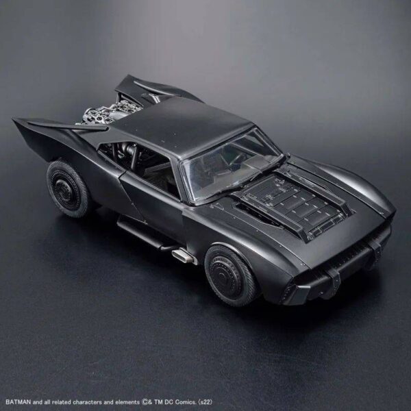 万代《1/35 SCALE 蝙蝠车（蝙蝠侠2022 Ver.）》组装模型新版蝙蝠车登场