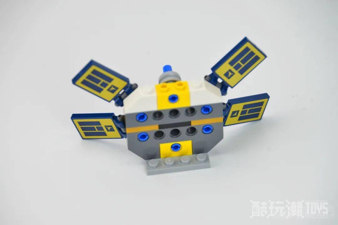 乐高城市60351火箭发射中心&60349月球空间站【评测】 -1 乐高城市60351火箭发射中心&60349月球空间站【评测】 -1