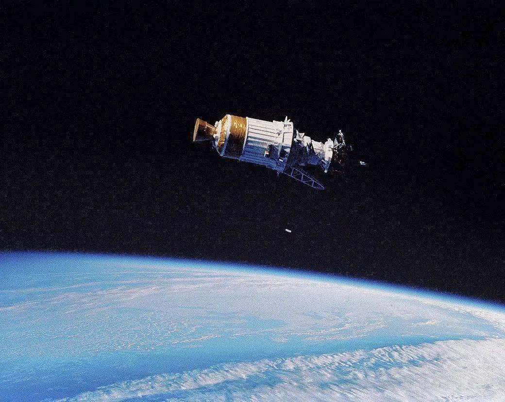 乐高NASA尤利西斯太空探测器重回VIP奖励中心 -1