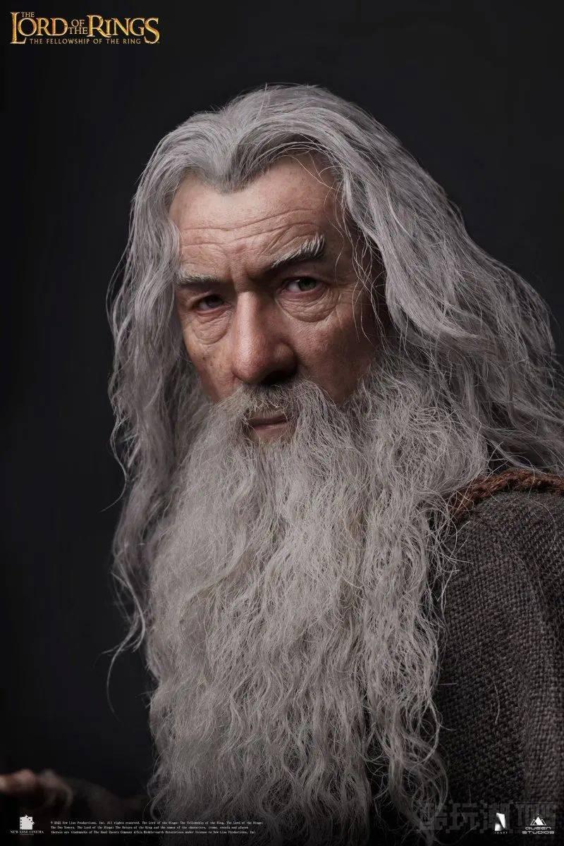 Queen Studios INART《魔戒》甘道夫（Gandalf）1/6 比例收藏级人偶 传神再现灰袍圣徒面容！ -1