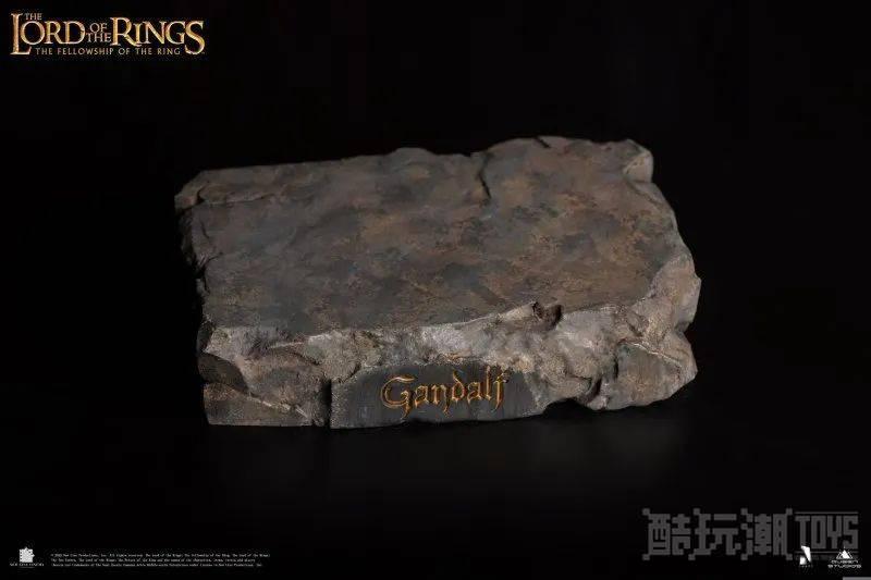 Queen Studios INART《魔戒》甘道夫（Gandalf）1/6 比例收藏级人偶 传神再现灰袍圣徒面容！ -1