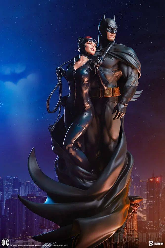 Sideshow DC【蝙蝠侠与猫女】Batman and Catwoman 全身雕像 逼真捕捉两人独处的互动场面 -1