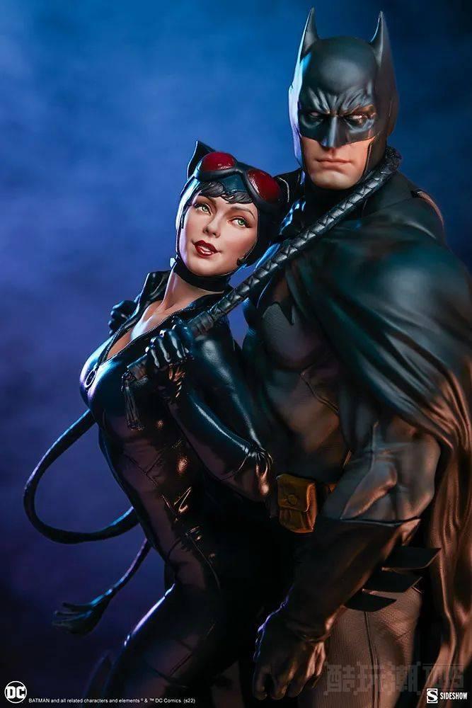 Sideshow DC【蝙蝠侠与猫女】Batman and Catwoman 全身雕像 逼真捕捉两人独处的互动场面 -1