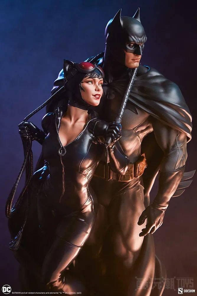 Sideshow DC【蝙蝠侠与猫女】Batman and Catwoman 全身雕像 逼真捕捉两人独处的互动场面 -1