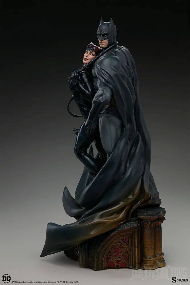 Sideshow DC【蝙蝠侠与猫女】Batman and Catwoman 全身雕像 逼真捕捉两人独处的互动场面 -1