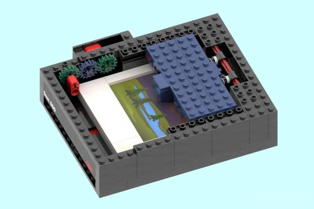 复古时刻！乐高Ideas作品“宝丽来 Sun 600 LMS”获得10000票支持 -1