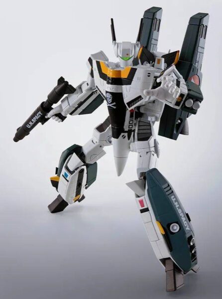 超时空要塞40周年纪念商品第二弹 HI-METAL R‘VF-1S 超级女武神(一条辉机)’预计2023年2月发售