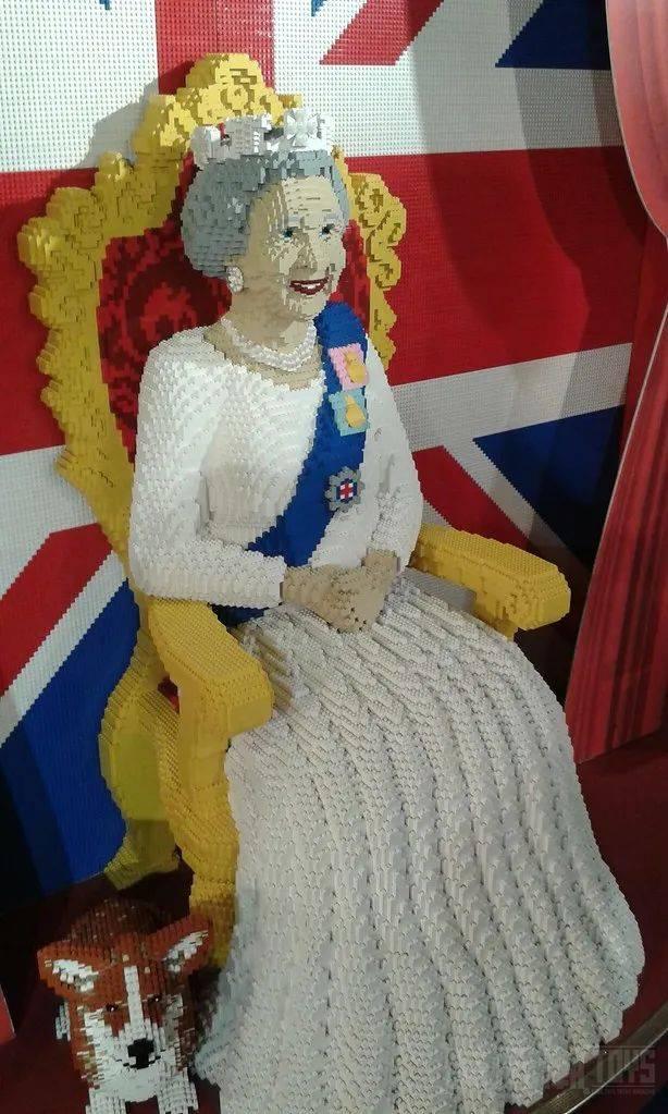 英国女王伊丽莎白二世—乐高moc作品合集 -1