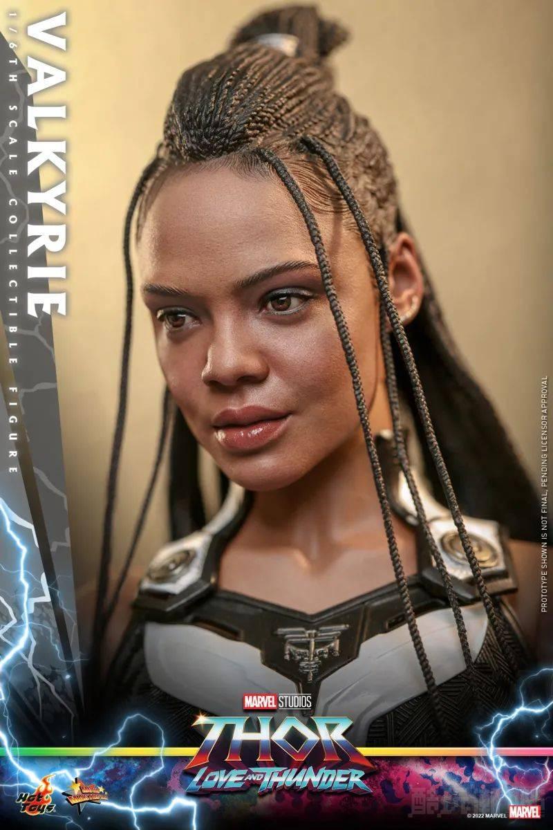 Hot Toys《雷神索尔：爱与雷霆》“女武神”（Valkyrie）1/6 比例收藏级人偶 -1