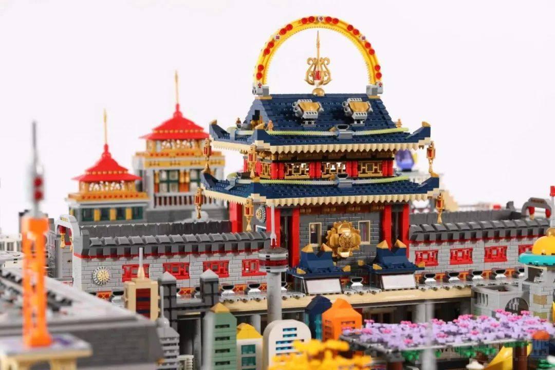 赛博朋克风的老北京四合院终于完工啦！乐高优秀MOC作品日赏【vol.296】 -1