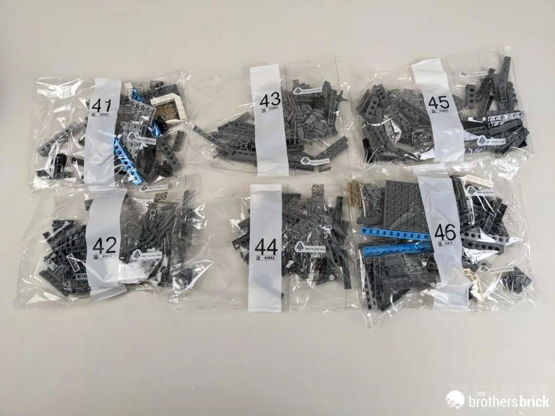 重复拼搭和完美细节哪个更重要?乐高ICONS套装10307埃菲尔铁塔开箱评测 -1 重复拼搭和完美细节哪个更重要?乐高ICONS套装10307埃菲尔铁塔开箱评测 -1