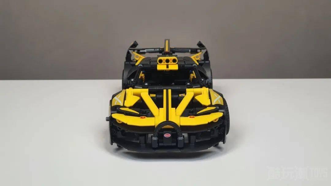 实物好评？乐高机械组2023年新品42151布加迪Bolide开箱测评 -1