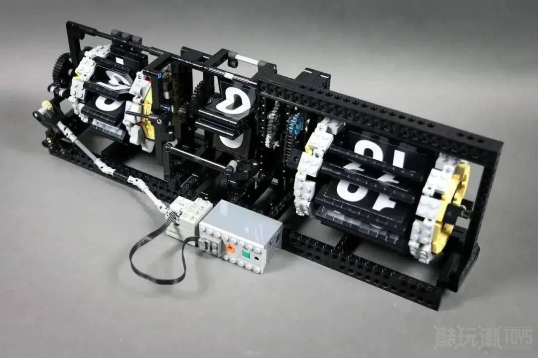现在几点？乐高IDEAS投稿作品《机械翻转时钟》获得万票支持 -1