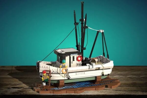 摆件把玩两不误，乐高IDEAS作品《小型捕虾船》获得万票支持！