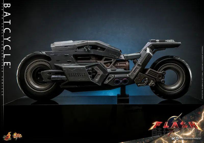 Hot Toys《闪电侠》蝙蝠机车1/6 比例收藏载具 科技感浓厚的双前轮机车立体化！ -8