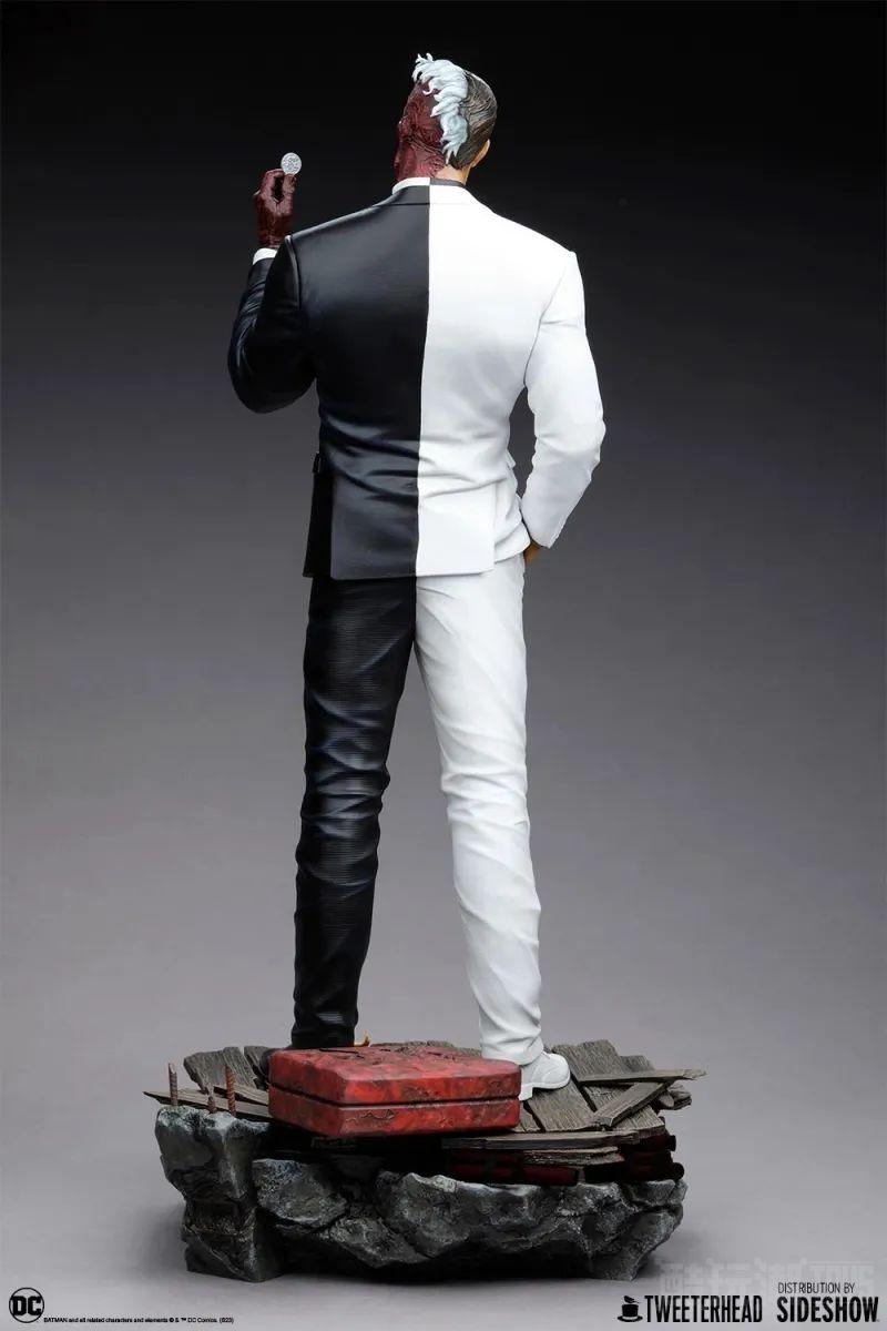 Tweeterhead DC“双面人”全身雕像 1/6、1/4 两种比例同步登场！ -6