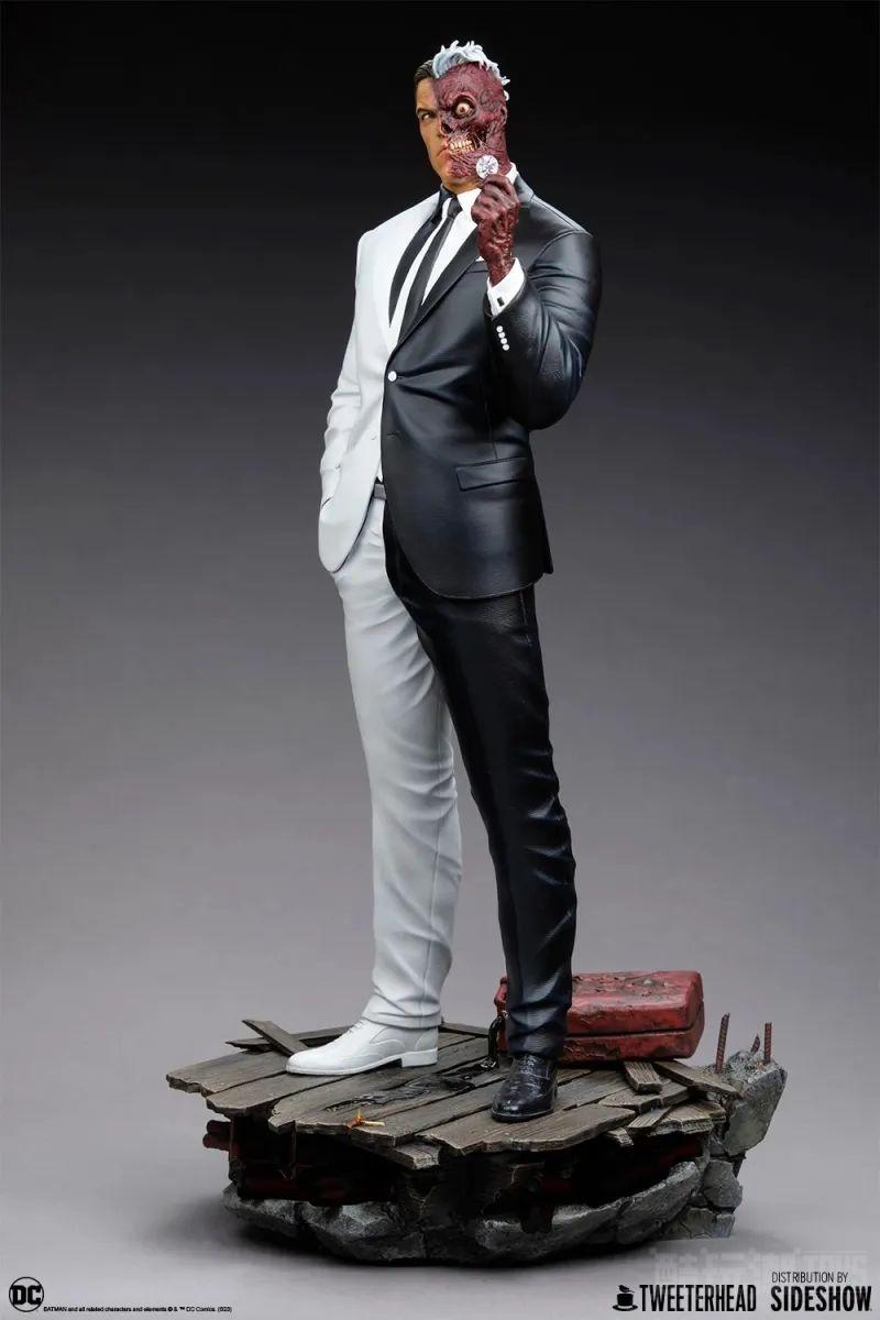 Tweeterhead DC“双面人”全身雕像 1/6、1/4 两种比例同步登场！ -13