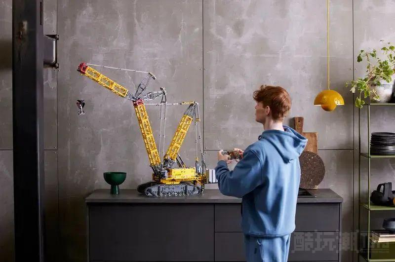 乐高机械组旗舰42146利勃海尔履带式起重机 LR 13000正式公布! -9 乐高机械组旗舰42146利勃海尔履带式起重机 LR 13000正式公布! -9