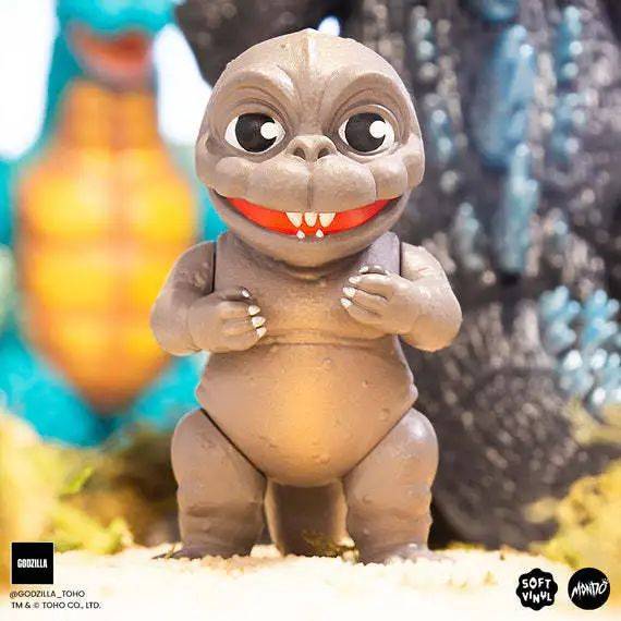 MONDO公司推出《哥吉拉·迷你拉·加巴拉 全体怪兽大进击》软胶玩具组合，跟着迷你拉的脚步一起踏上怪兽岛！