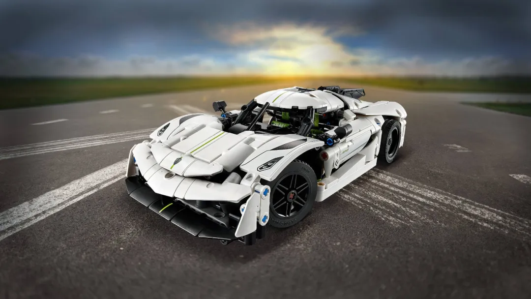 继续换色？乐高机械组42184 Koenigsegg Jesko Absolut白色超跑公布！
