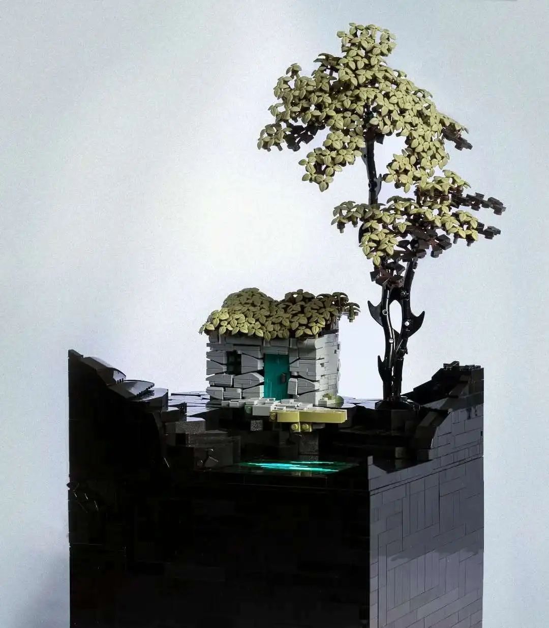 如何将乐高变成艺术品？离群小屋的孤寂美学