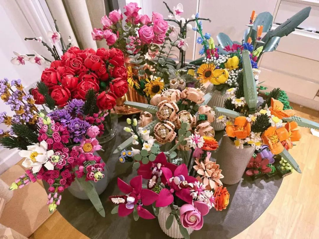 如何用乐高积木玩转“花艺美学”？看完这篇你也会是花艺达人！