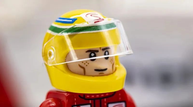 2026年乐高可能推出F1赛车头盔？五位传奇车手等你拼搭