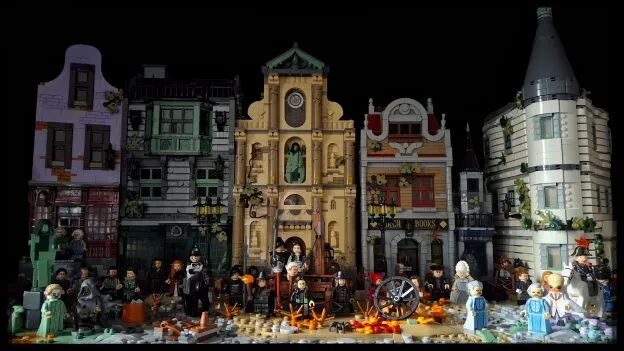 怎样用乐高砖块展现腐朽衰败的城市？让我们在这座“瘟疫之城”中寻找答案！