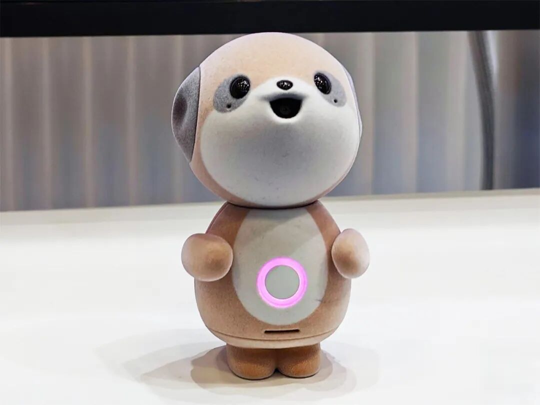夏普Poketomo，重新定义“共情智能”AI伴侣
